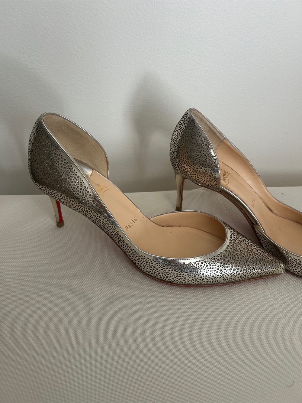 Christian Louboutin Leather Lasercut Accents D'Orsay Pumps - Picture 2 of 8